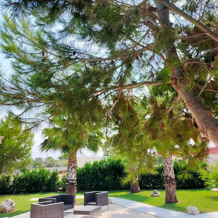 Il Giardino Deluxe 빌라 Lizzanello